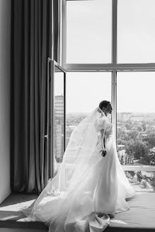 Wedding photographer Kris Pushkovskaya (pushkris). Photo of 19 November 2023