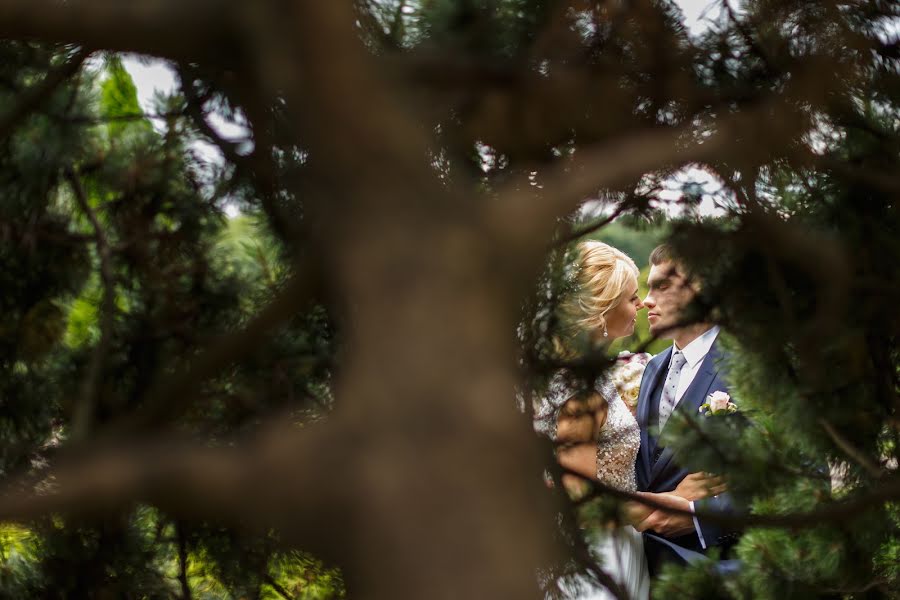 Fotógrafo de casamento Yuriy Trondin (trondin). Foto de 17 de agosto 2017