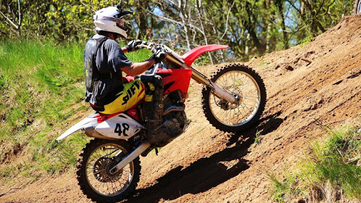 Extreme Action Dirt Bike Wallpaper