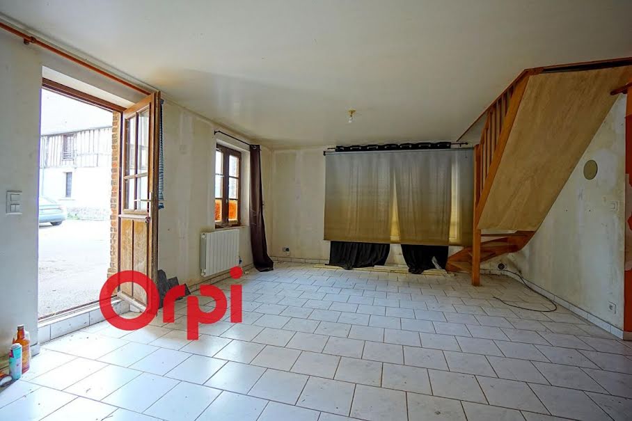 Vente maison 6 pièces 230 m² à Bernay (27300), 119 000 €