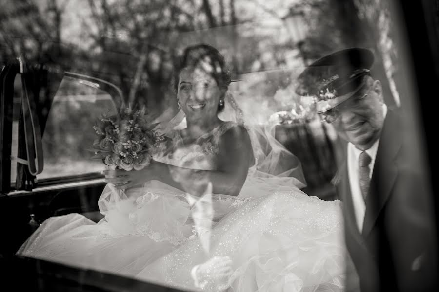 結婚式の写真家Manola Van Leeuwe (manolavanleeuwe)。2015 12月27日の写真