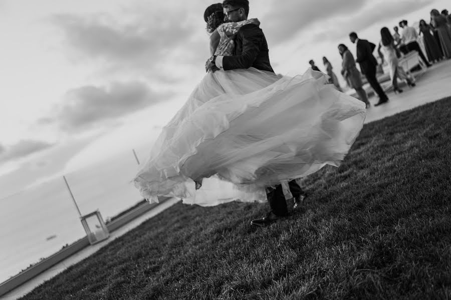 Fotógrafo de casamento Sebastiano Longano (studiolongano). Foto de 7 de abril 2022