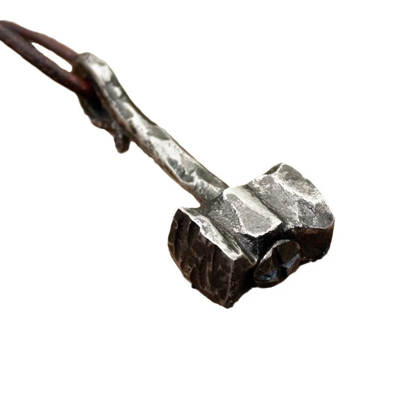 Amazon Vintage Muška Viking Legura Težak Impactor Privesak Ogrlica Punk. Upečatljiv i jedinstven dodatak za muškarce.