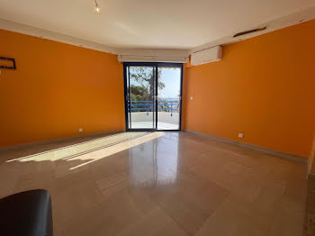 appartement à Le golfe juan (06)