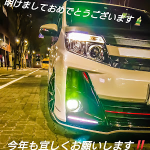 ノア ZRR80W