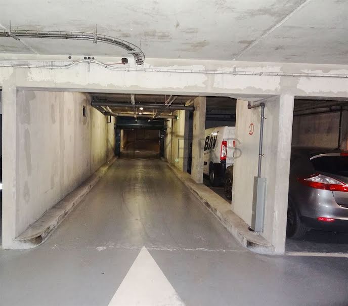 Vente parking  11 m² à Asnieres-sur-seine (92600), 38 500 €