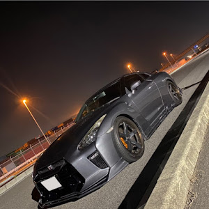 NISSAN GT-R R35