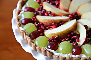 Easy No-Bake Holiday Fruit Tart