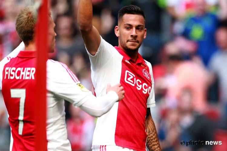 Overzicht Eredivisie: Ajax wint topper, PSV lijdt puntenverlies