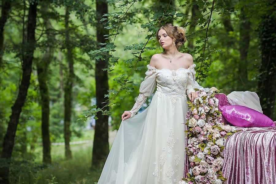 Photographe de mariage Viktoriya Gordeeva (vicagordeeva). Photo du 17 juin 2016