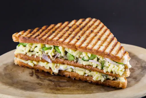 Schezwan Grilled Veg Sandwich [Serves 1]