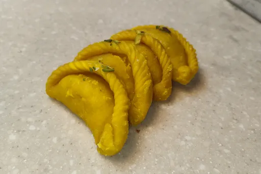 Desi Ghee Gujiya