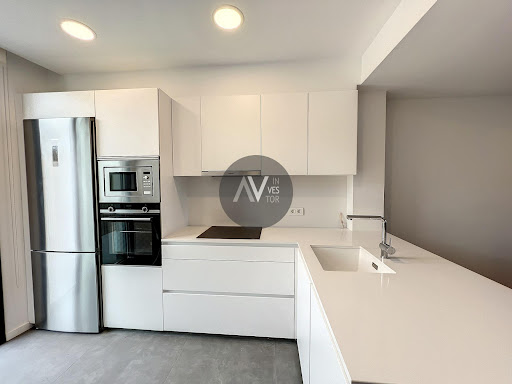 Appartement avec terrasse et piscine 4