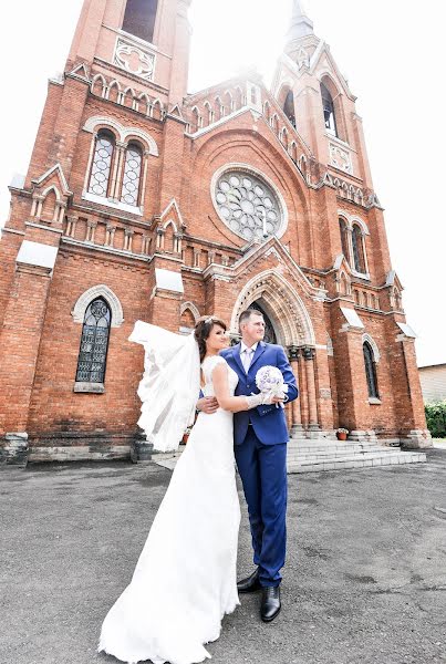 Wedding photographer Alena Pokivaylova (helenaphotograpy). Photo of 3 August 2017