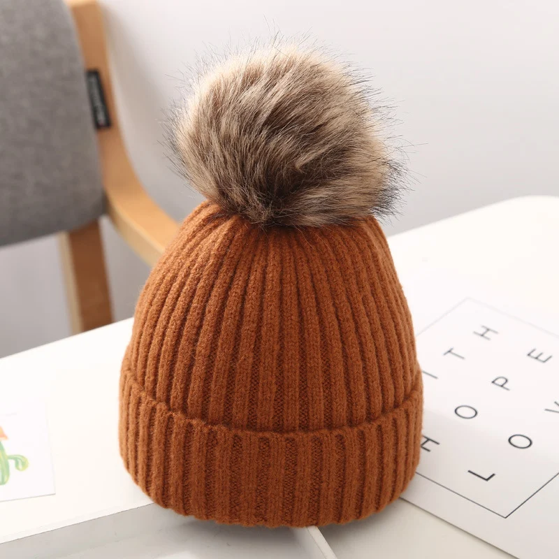 Bonnet d'hiver et d'automne pour bébé en laine avec grosse boule de fourrure, pour garder bébé au chaud et élégant