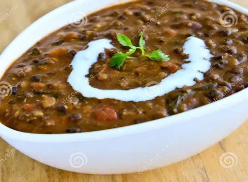 Dal Makhani With 3 Butter Paratha With Salad