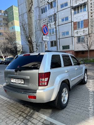 продам авто Jeep Grand Cherokee Grand Cherokee III (WK) фото 2