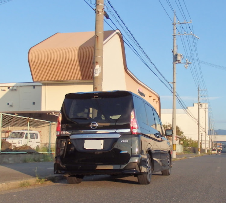 セレナの至るところで台風被害・釣り人も多いに関するカスタム事例の投稿画像1枚目
