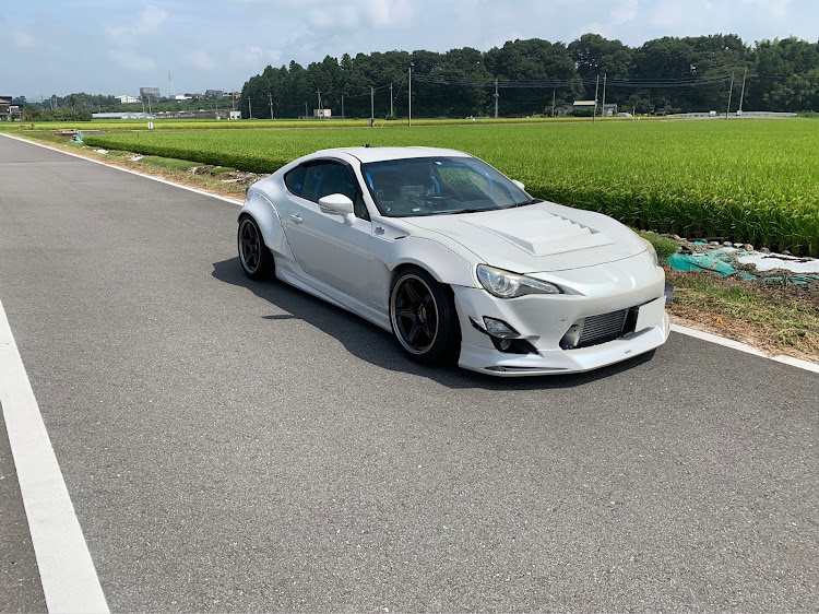 86の86 zn6・ロケットバニー86・Rocket Bunny 86・86BRZ・86ターボに関するカスタム事例の投稿画像4枚目