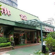 台中牛排館&元太祖蒙古烤肉(中科店)