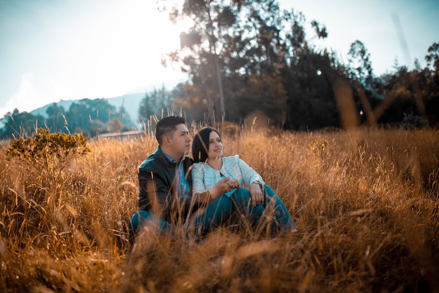 Fotografo di matrimoni Diego Santacruz (monkeylover). Foto del 8 maggio 2019