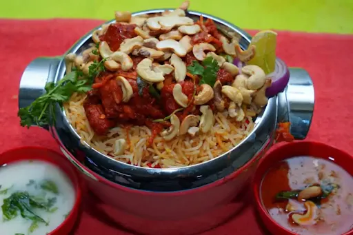 Kaju Special Chicken Biryani