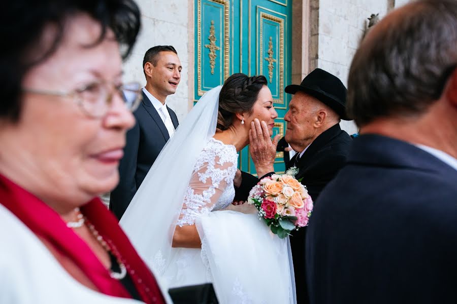 Fotógrafo de casamento Balázs Andráskó (andrsk). Foto de 27 de outubro 2017