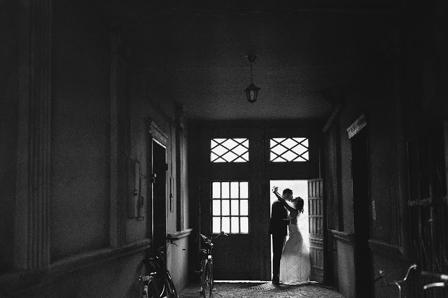 結婚式の写真家Anna Płóciennik (annaplociennik)。2016 7月28日の写真