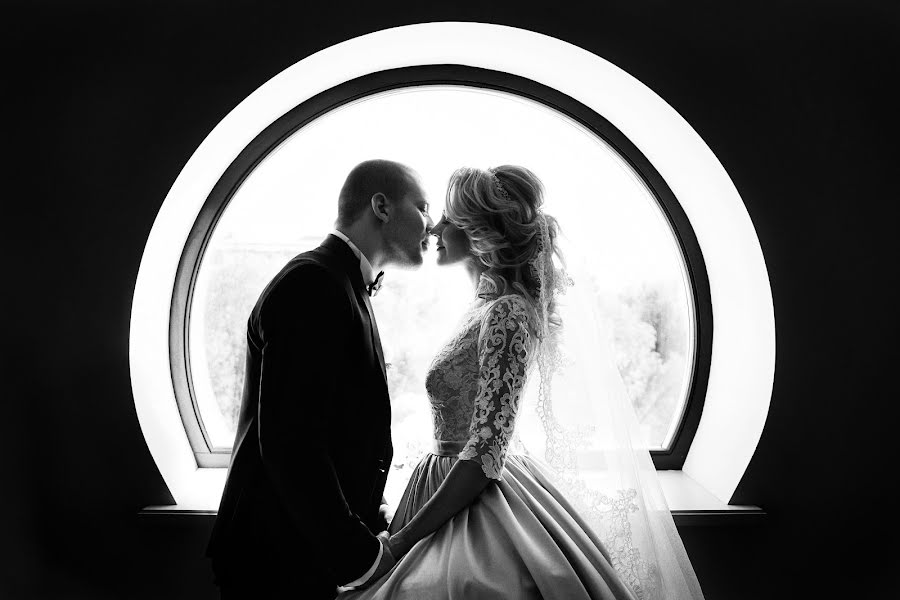 Fotógrafo de bodas Oleg Roy (olegroy). Foto del 14 de marzo 2018