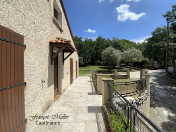 maison à Pierrevert (04)