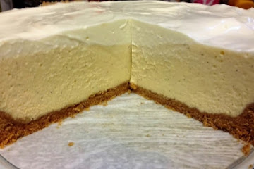 New York Style Vanilla Bean Cheesecake