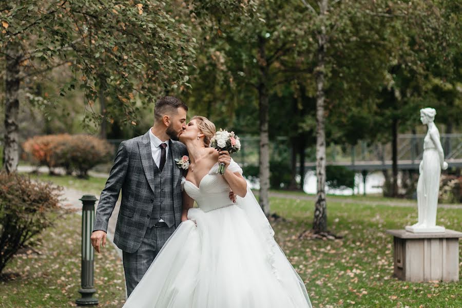 Fotógrafo de casamento Anton Trocenko (trotsenko). Foto de 20 de outubro 2021