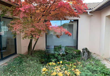 Maison avec piscine et terrasse 3