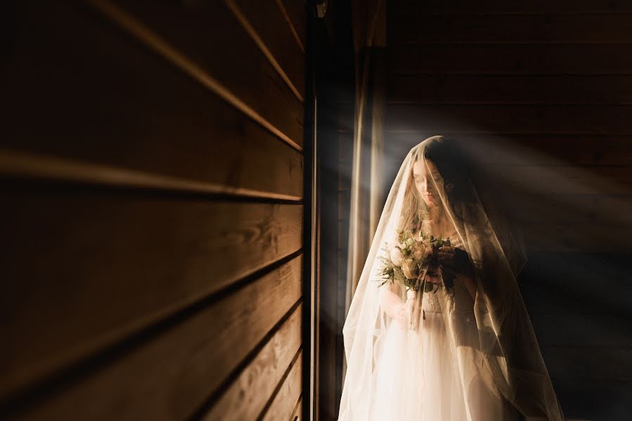 Fotógrafo de casamento Yuriy Sushkov (hors). Foto de 10 de julho 2016