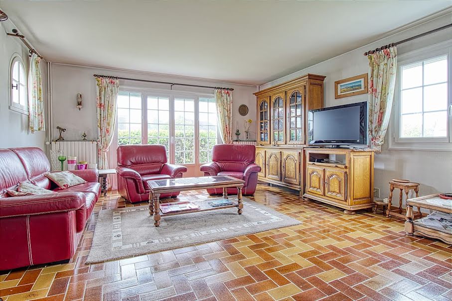 Vente maison 7 pièces 150.53 m² à Saint-Rémy-sur-Avre (28380), 230 000 €