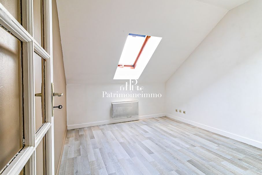 Location  appartement 2 pièces 44 m² à Sens (89100), 550 €