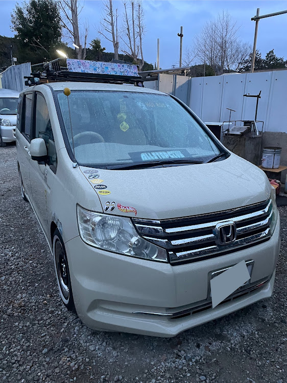 ステップワゴンの愛車の好きな角度・MOON EYES・USDM・DIY・車検から帰還に関するカスタム事例の投稿画像1枚目