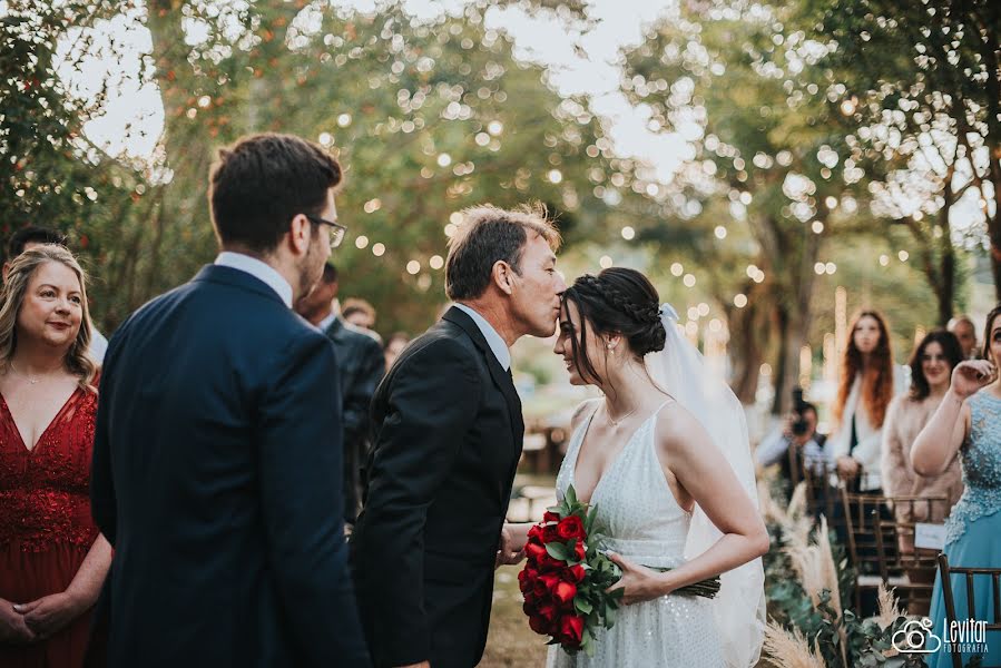 Wedding photographer Larissa Levitar (larilevitar). Photo of 7 July 2022