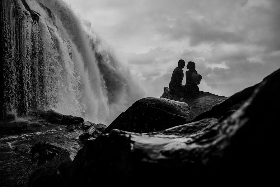 Fotógrafo de bodas Leonel Longa (leonellonga). Foto del 23 de noviembre 2020