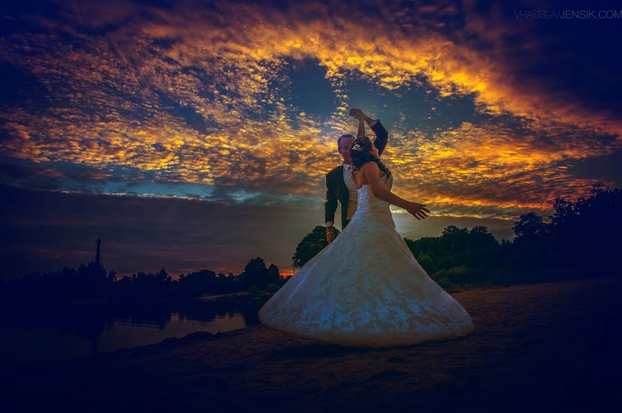 Fotografo di matrimoni Vratislav Jenšík (jensik). Foto del 19 giugno 2017