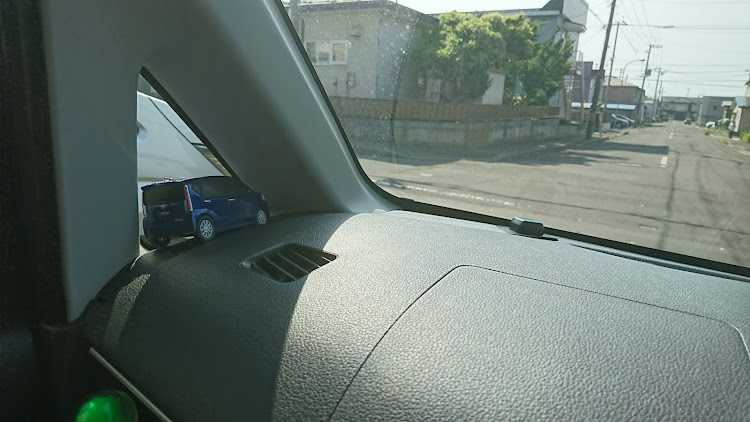 ムーヴのモアイ像へコラボ…………・いつも👍いいねありがとございます…・ドライブに関するカスタム事例の投稿画像3枚目