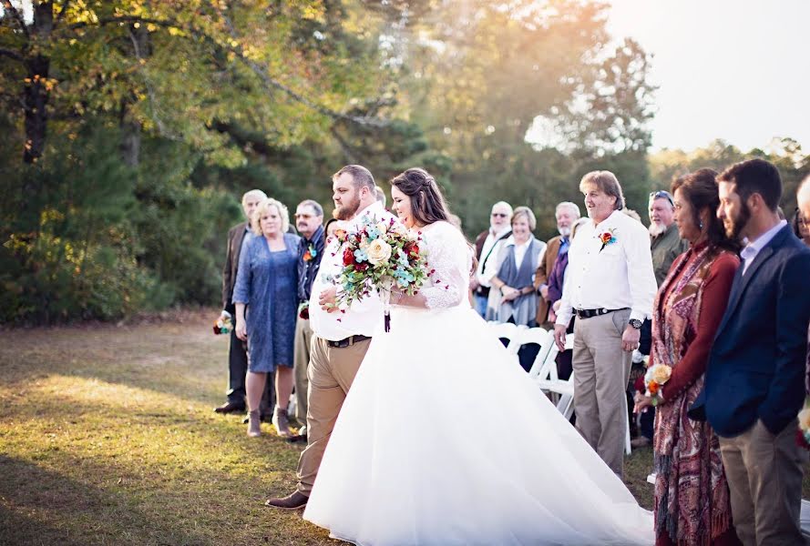 Fotógrafo de casamento Lisa Chamberlain (lisachamberla). Foto de 30 de dezembro 2019