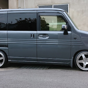 N-VAN JJ1