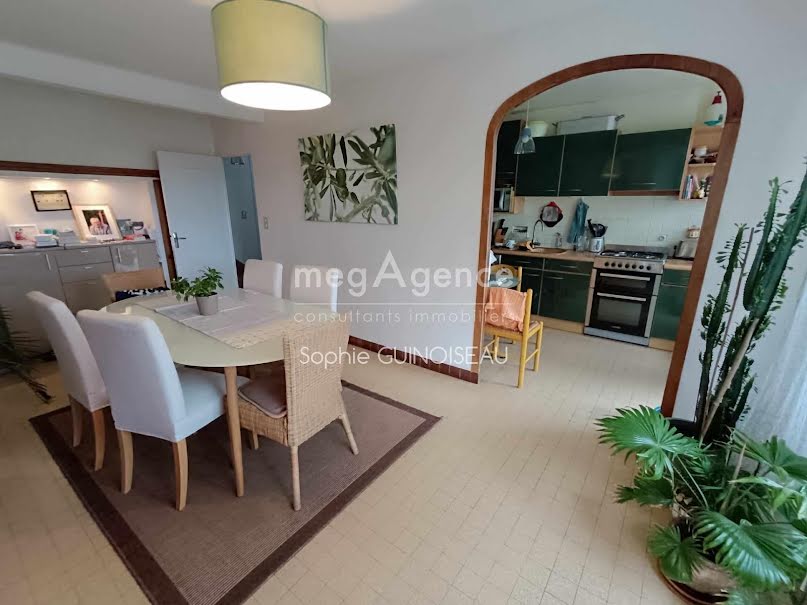 Vente maison 6 pièces 100 m² à Cholet (49300), 193 000 €