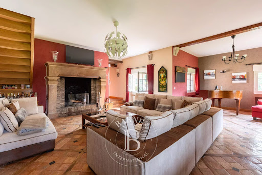 House with terrace 5