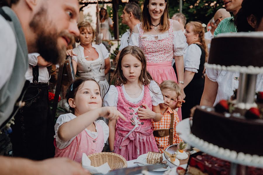 Kāzu fotogrāfs Yuliya Milberger (weddingreport). Fotogrāfija: 27. oktobris 2017