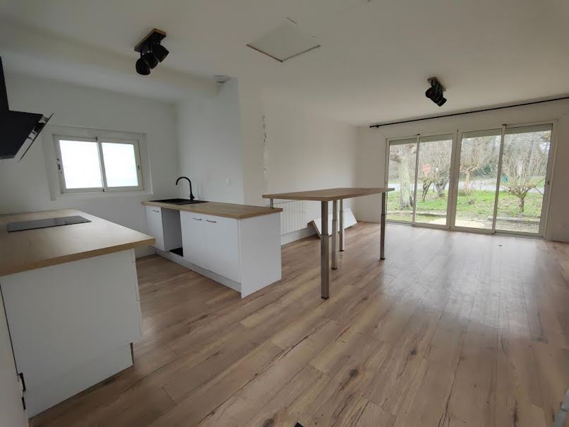 Vente maison 3 pièces 69 m² à Saint-Genès-de-Fronsac (33240), 239 000 €