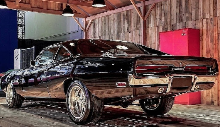 GRヤリスの後ろ姿の美学・うしろ姿が良いよね・クラッシックカー・Instagram・oldcarscultureに関するカスタム事例の投稿画像9枚目