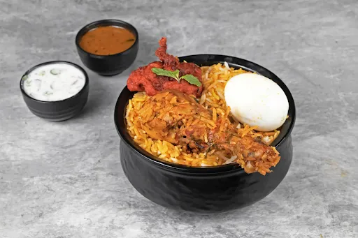 Chicken Hyderabadi Dum Biryani