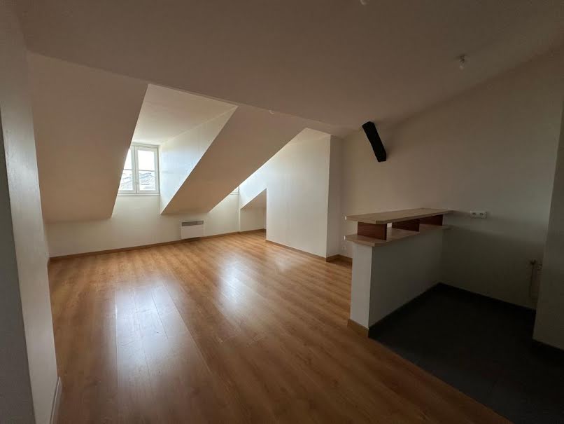 Location  appartement 2 pièces 35 m² à Limoges (87000), 503 €